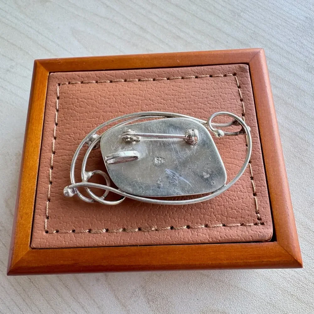 Vintage 925 Sterling Silver Winding Hand-wrought Boulder Opal Brooch Pin